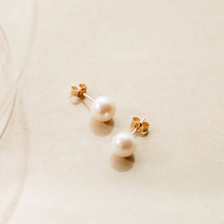 Pearl Studs