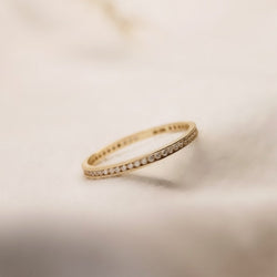 10kt solid gold ring
