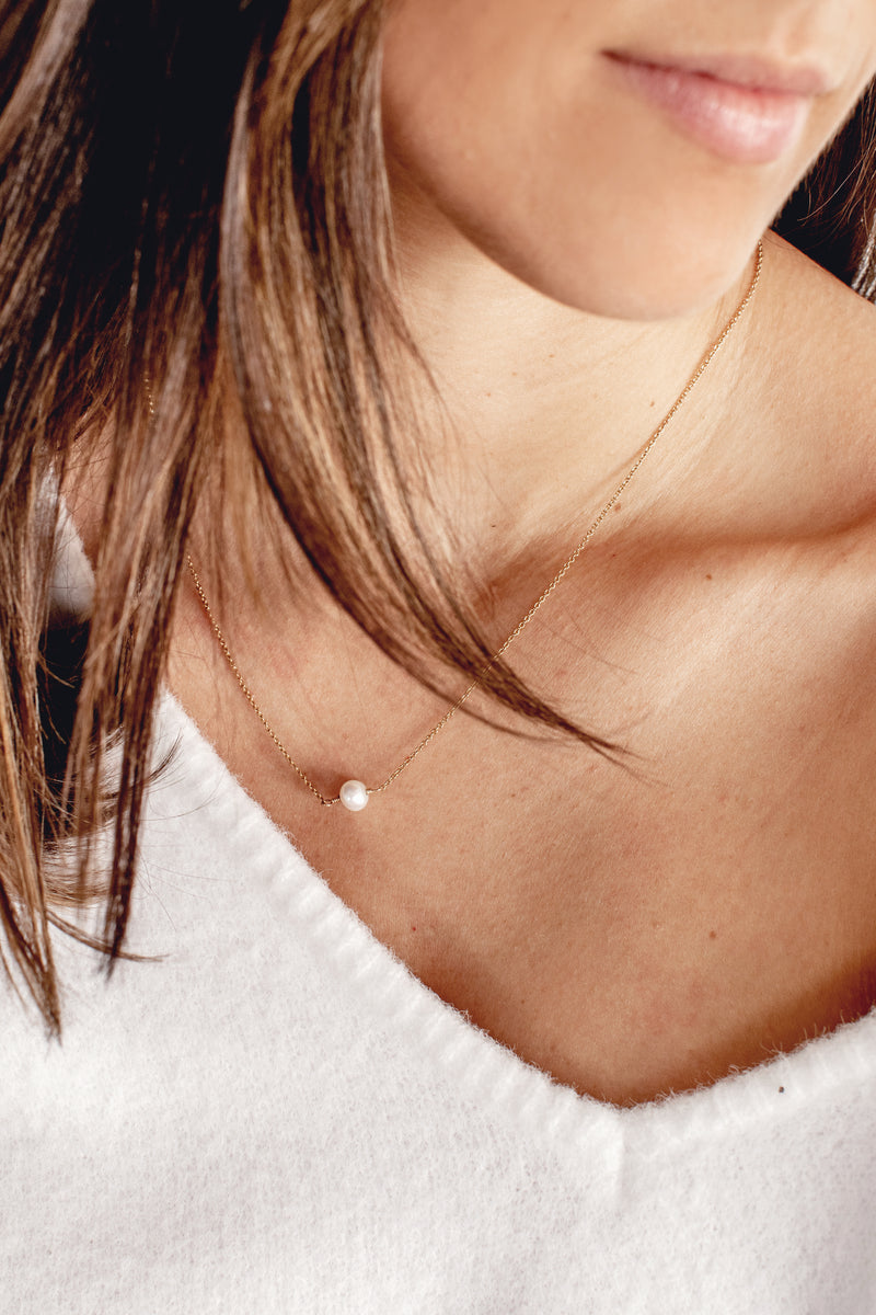 Gold Pearl Choker